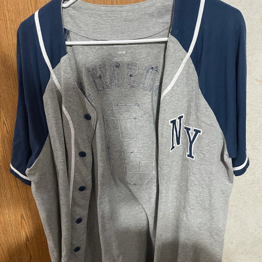 Aeropostale baseball jersey